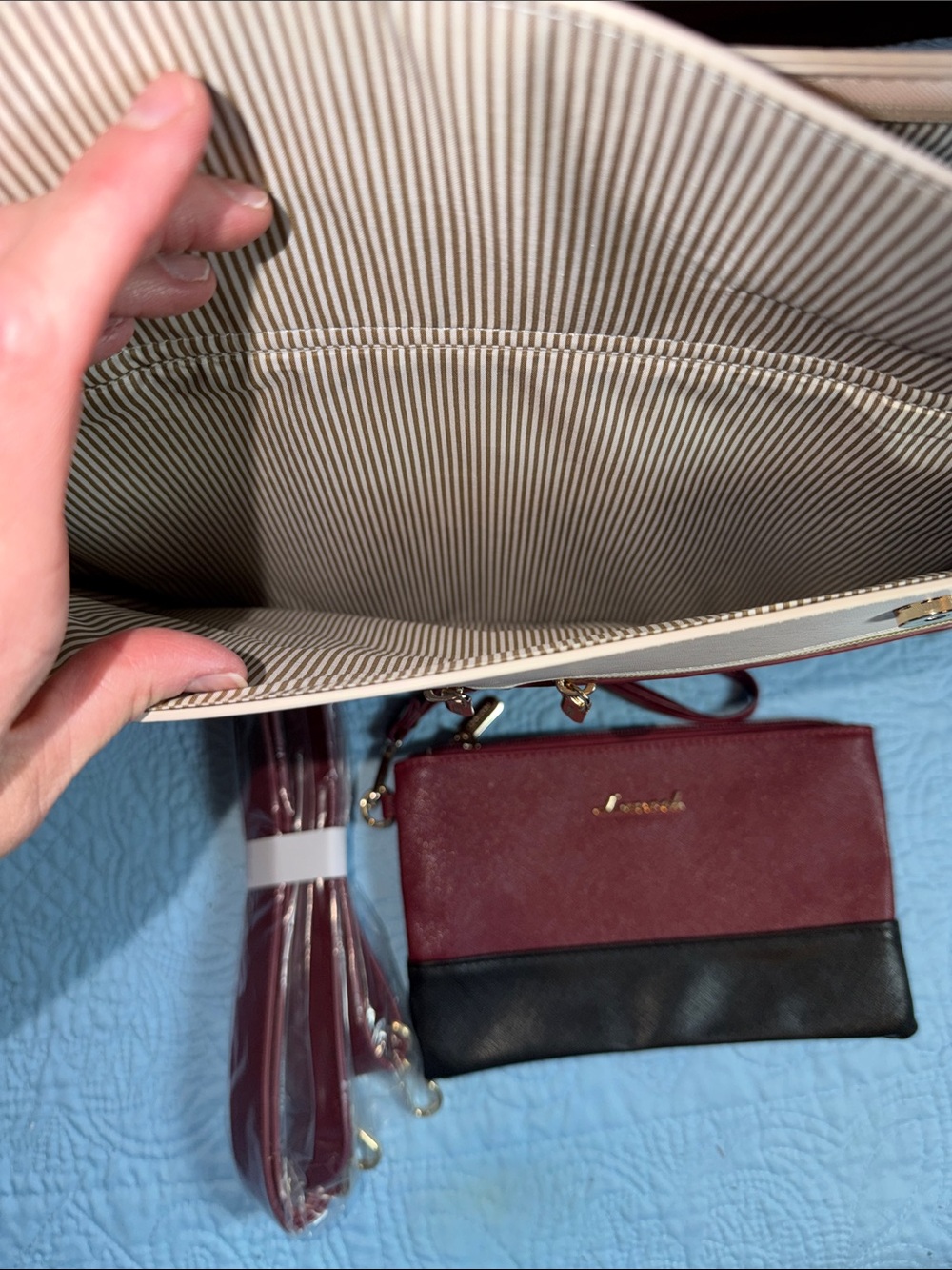 Lovevook Two-Tone Burgundy & White Structured Work Tote Bag - Picture 6 of 9